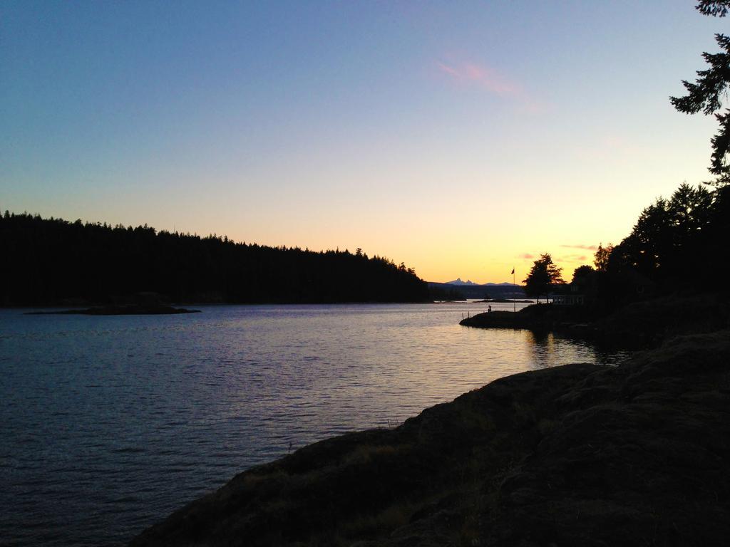Gowlland Harbour Resort Heriot Bay エクステリア 写真